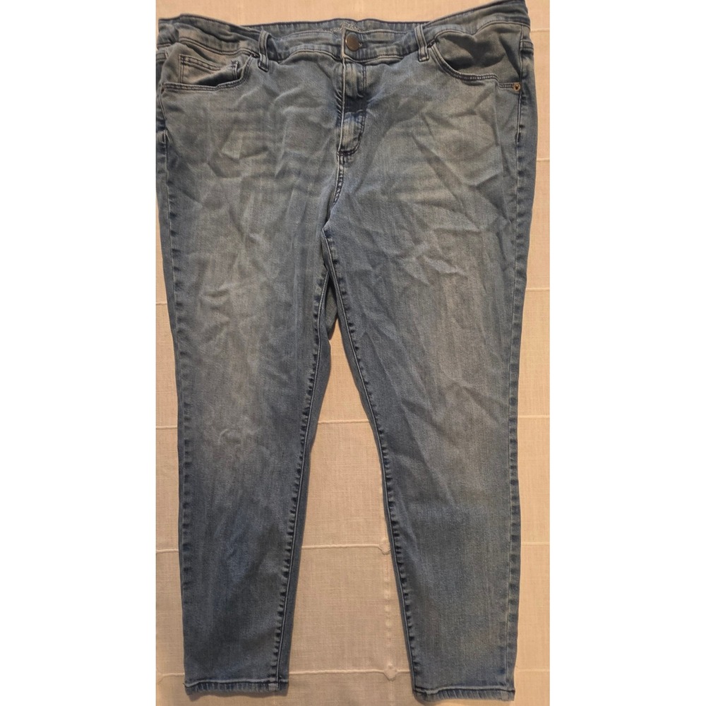 Universal Thread Light Wash High Rise Skinny Jeans Size 20W Denim Pants